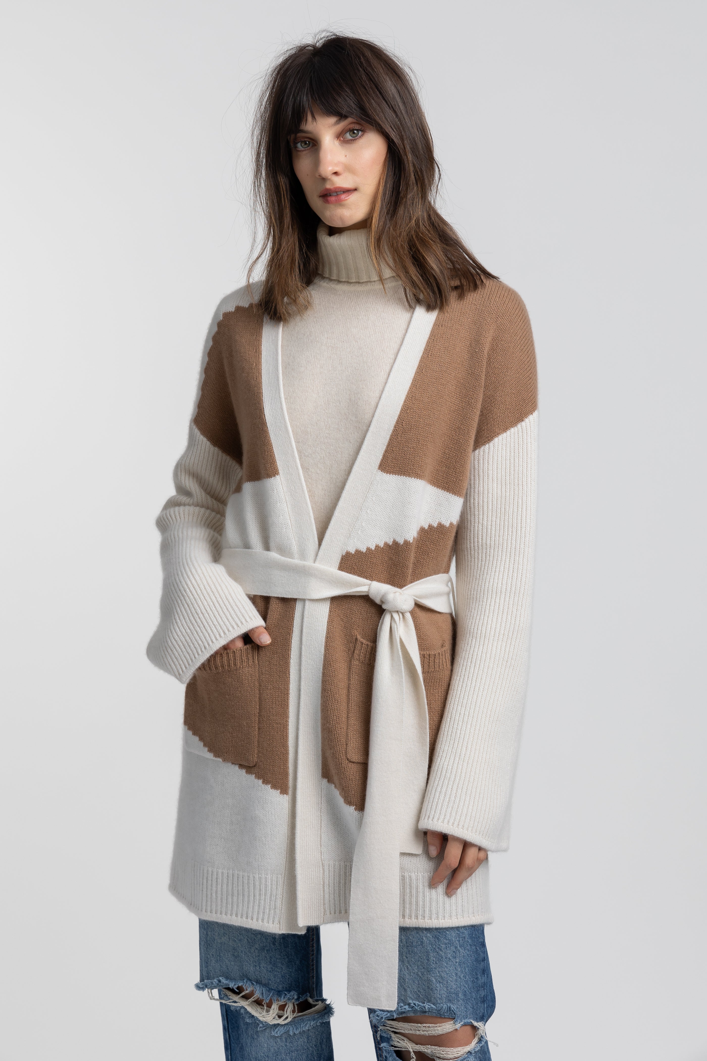 cashimika カシミカ モンゴル製 カシミヤニットガウン Cashmere Intarsia Coatigan — Grade A Cashmere Jacket | Quinn