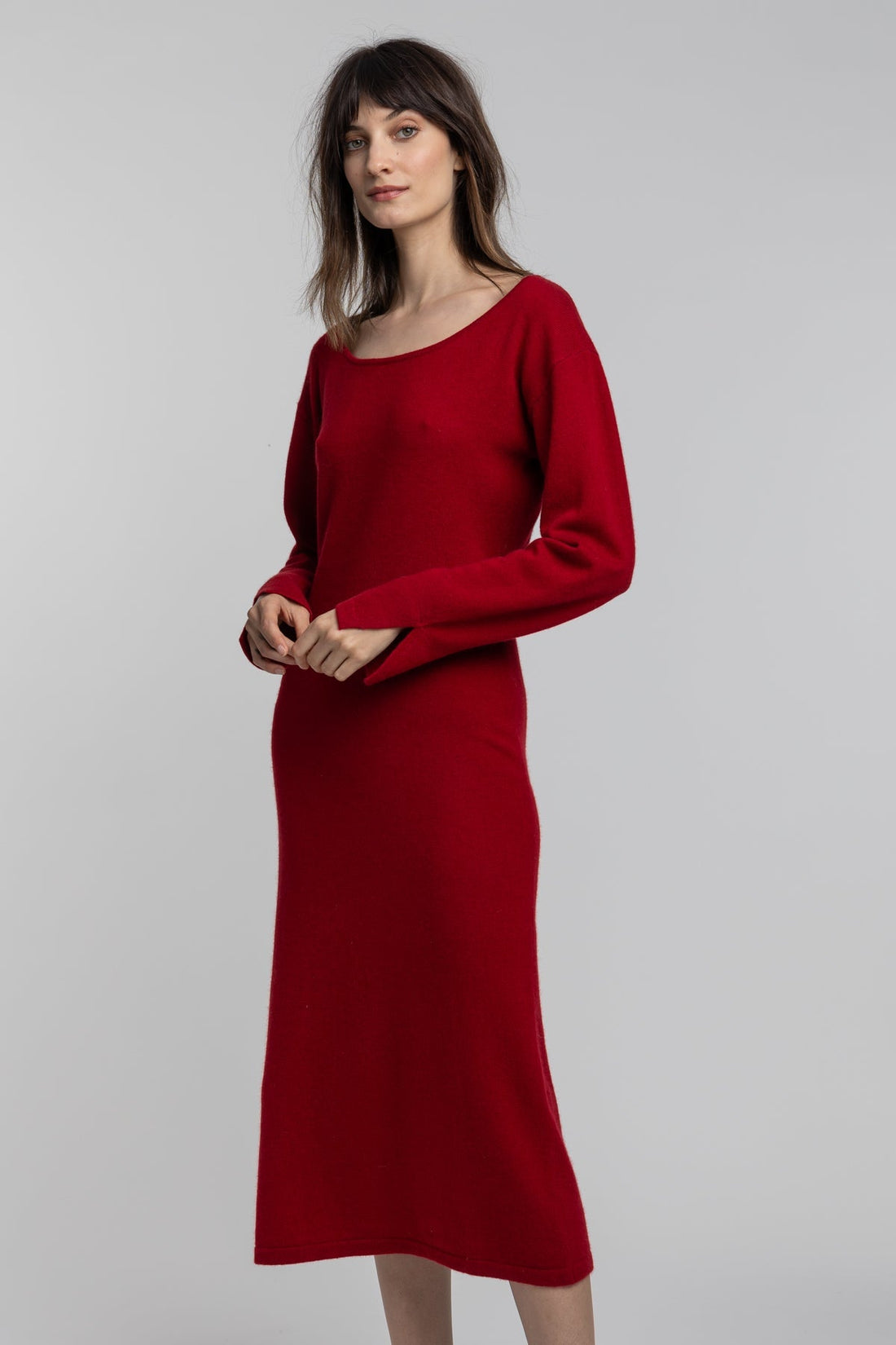 Luxurious Cashmere Boat Neck Midi Dress – Quinn