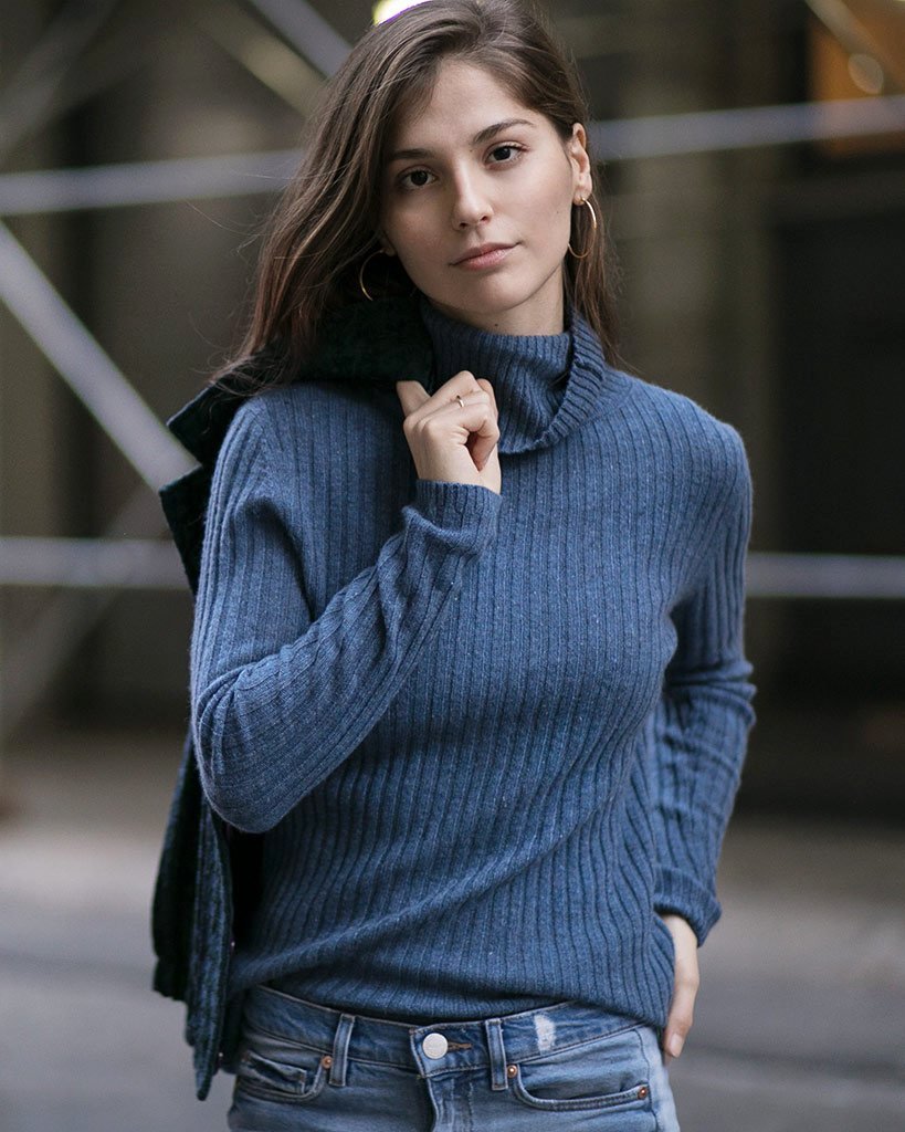 Cashmere Ribbed Turtle Neck