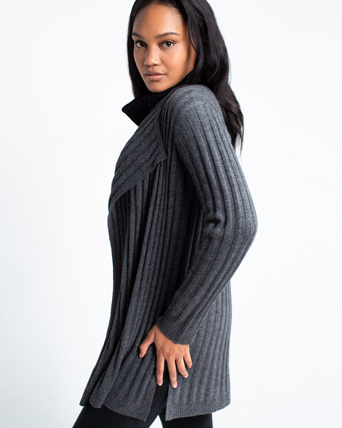 MAUREEN CASHMERE CARDIGAN — Quinn Apparel cashmere