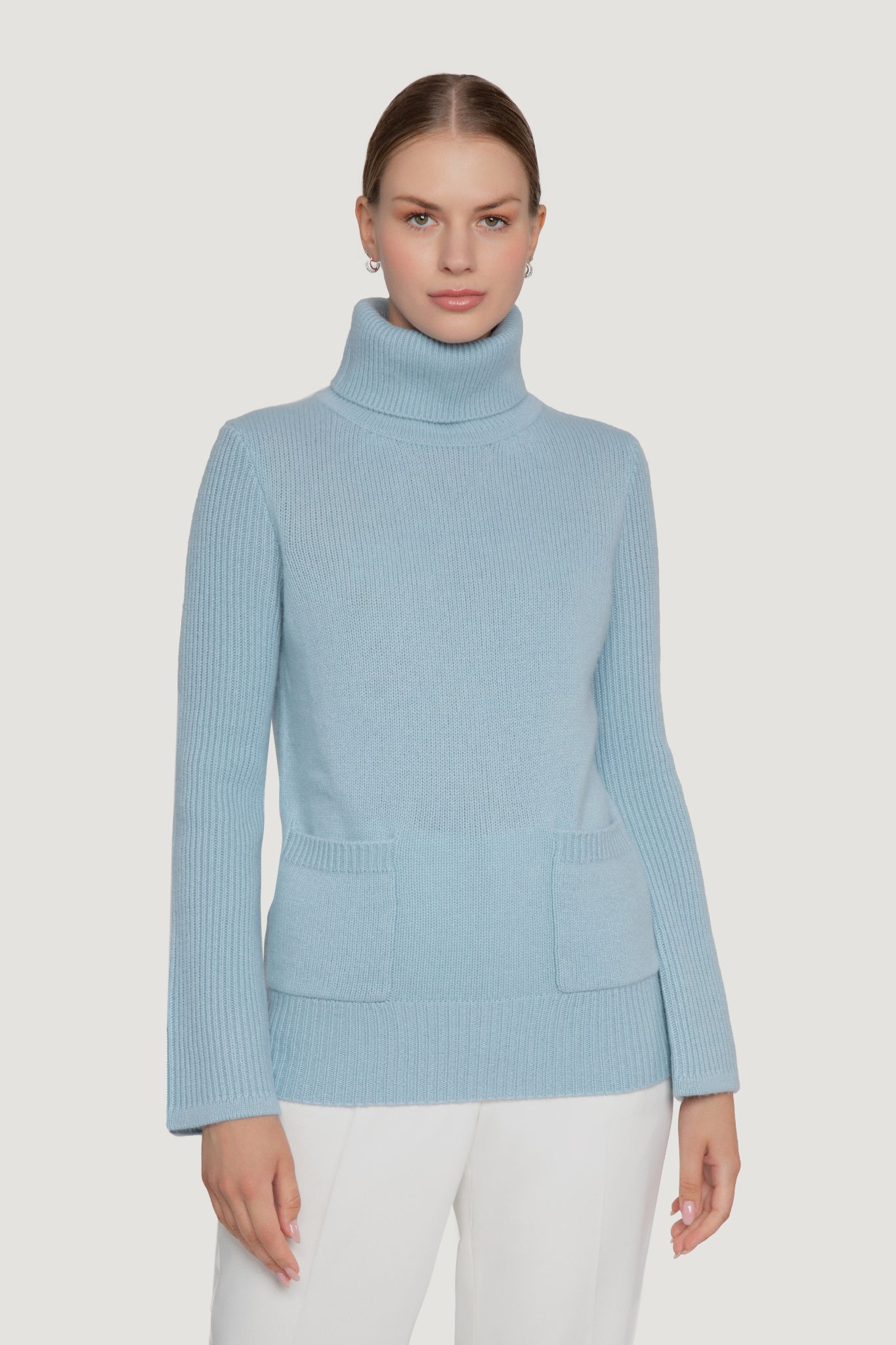 Quinn deals cashmere sweater